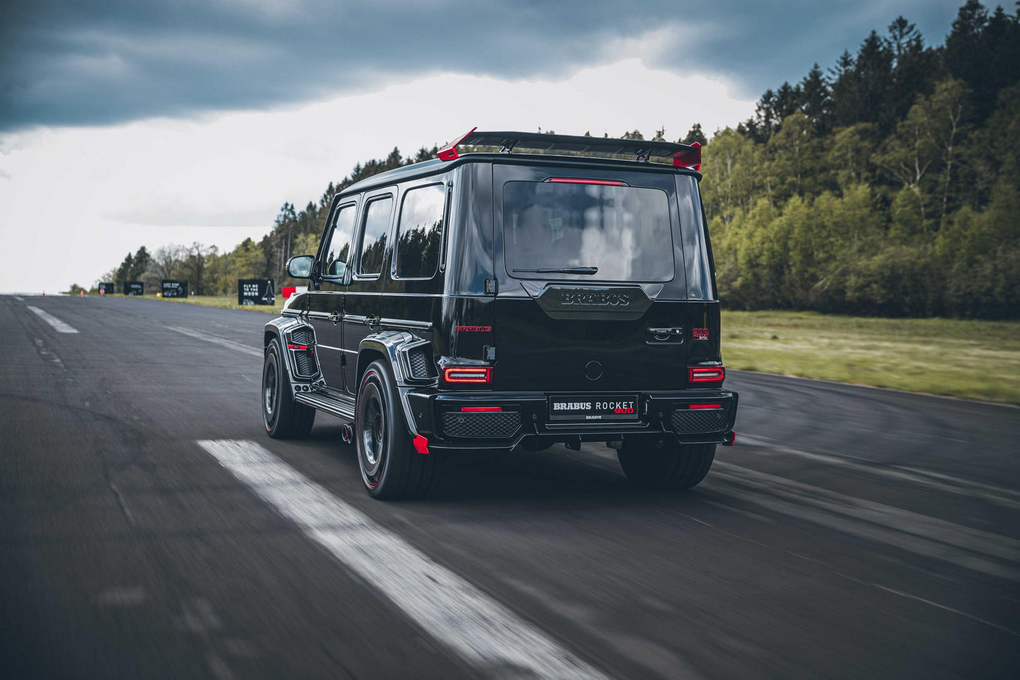 Upgrade Mercedes G-Class W464 - W463A G63 2019-2024 – Rocket B900 Carbon Body Kit !